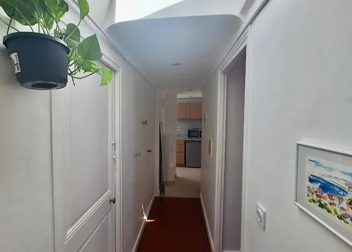 Lofty Hideout With 2 Bedrooms *